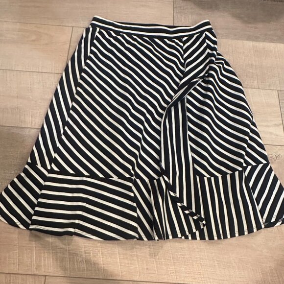 TALBOTS WOMENS BLACK AND WHITE STRIPE SKIRT XS - Picture 1 of 8